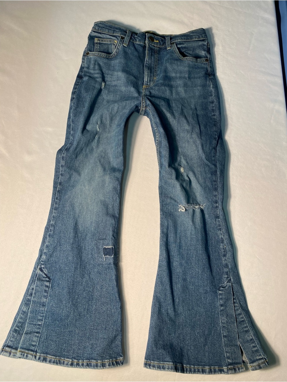 Flared Distressed Woman’s Lee Jeans